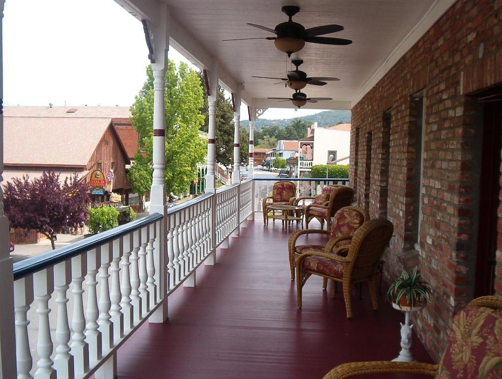 Jamestown Hotel Quarto foto